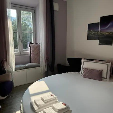 Apartament Lakeside Bliss With Free Parking