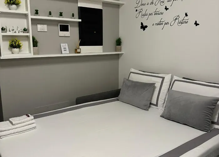 Lakeside Bliss With Free Parking * Como