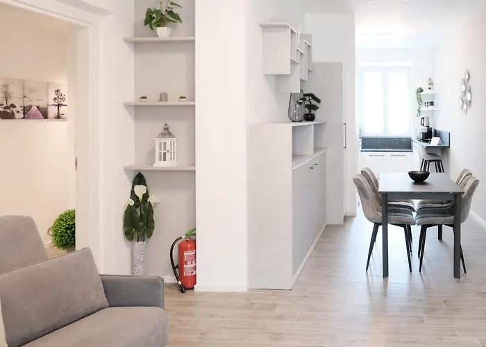 Lakeside Bliss With Free Parking Apartamento *