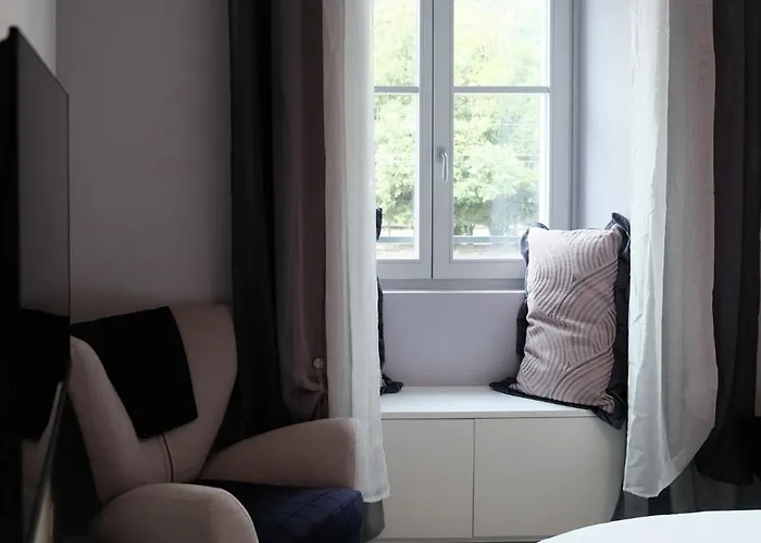 Lakeside Bliss With Free Parking * Como