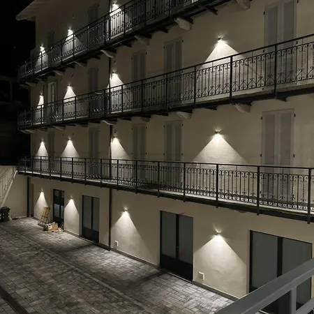 Lakeside Bliss With Free Parking Apartment *